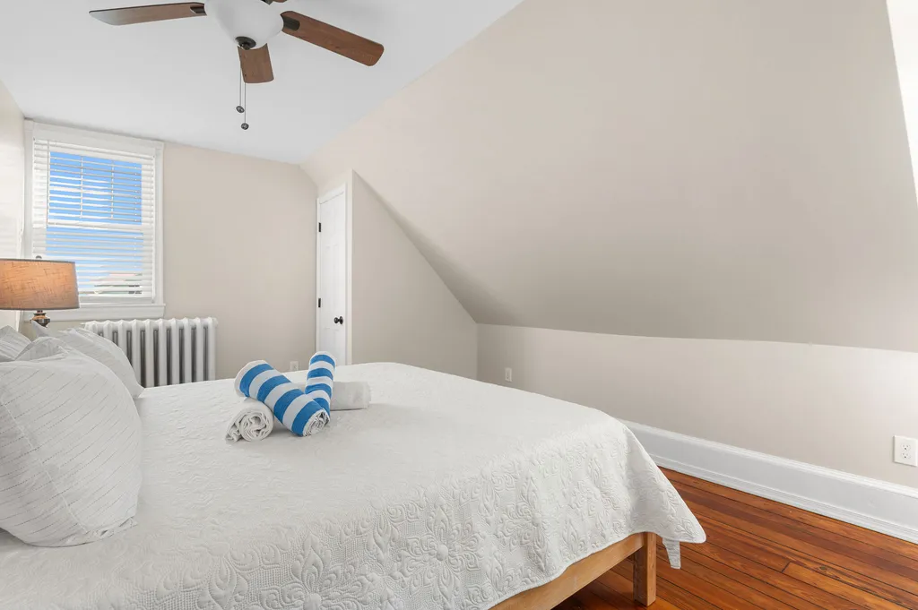 King Bedroom