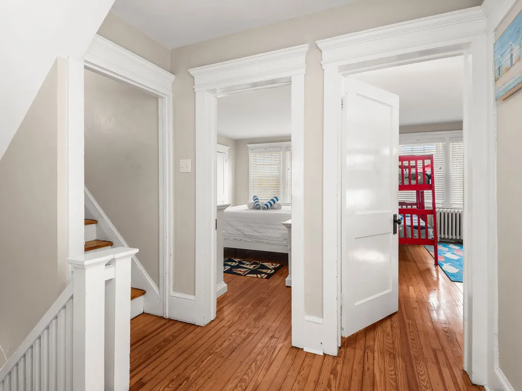 2nd floor landing