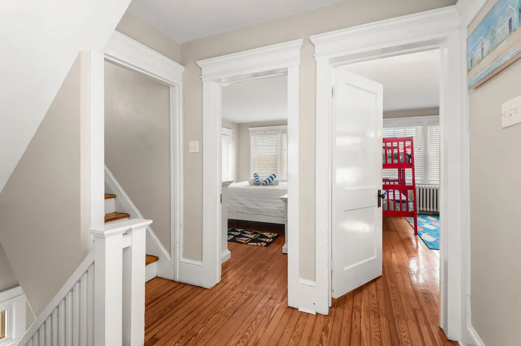 2nd floor landing
