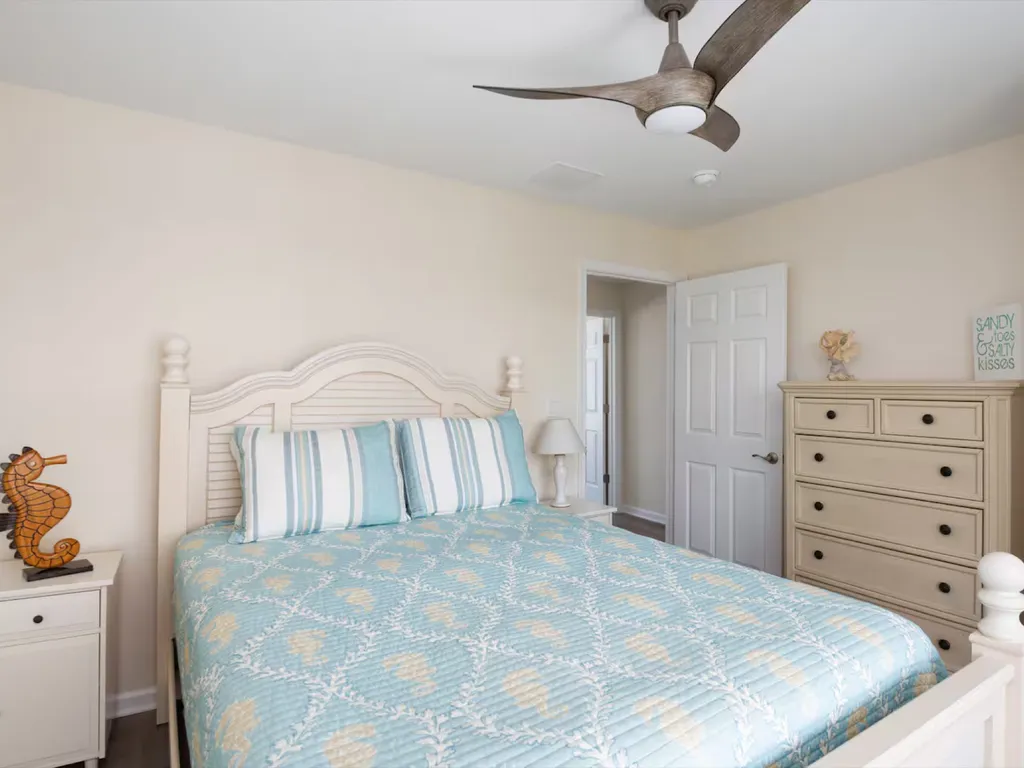 First floor queen bedroom.