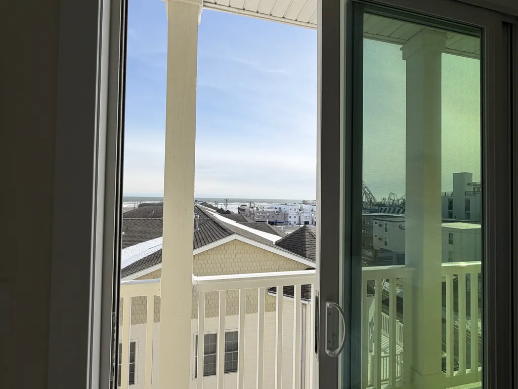 Master bedroom 1 balcony