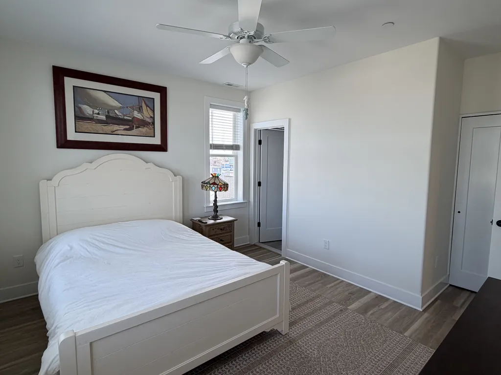 Master bedroom 2