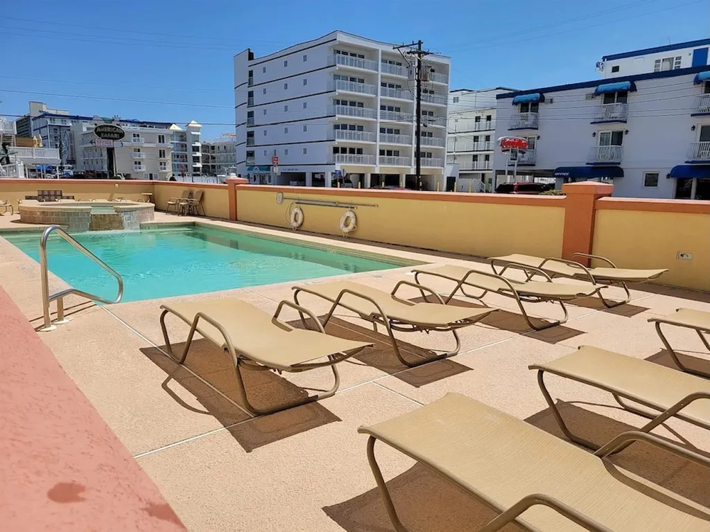 pool