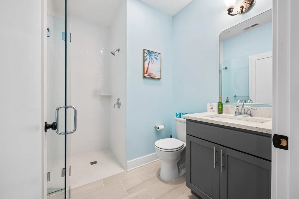 2nd bathroom