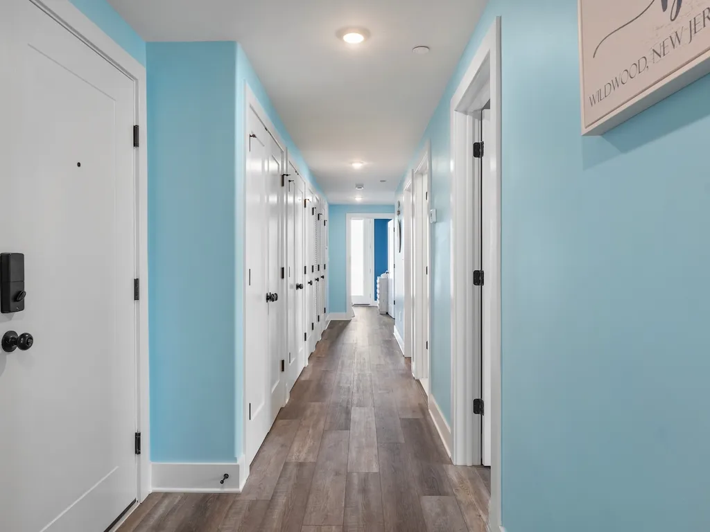 Main hallway w/tons of storage