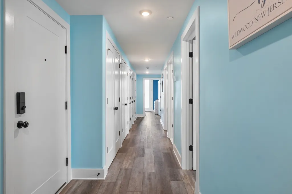 Main hallway w/tons of storage