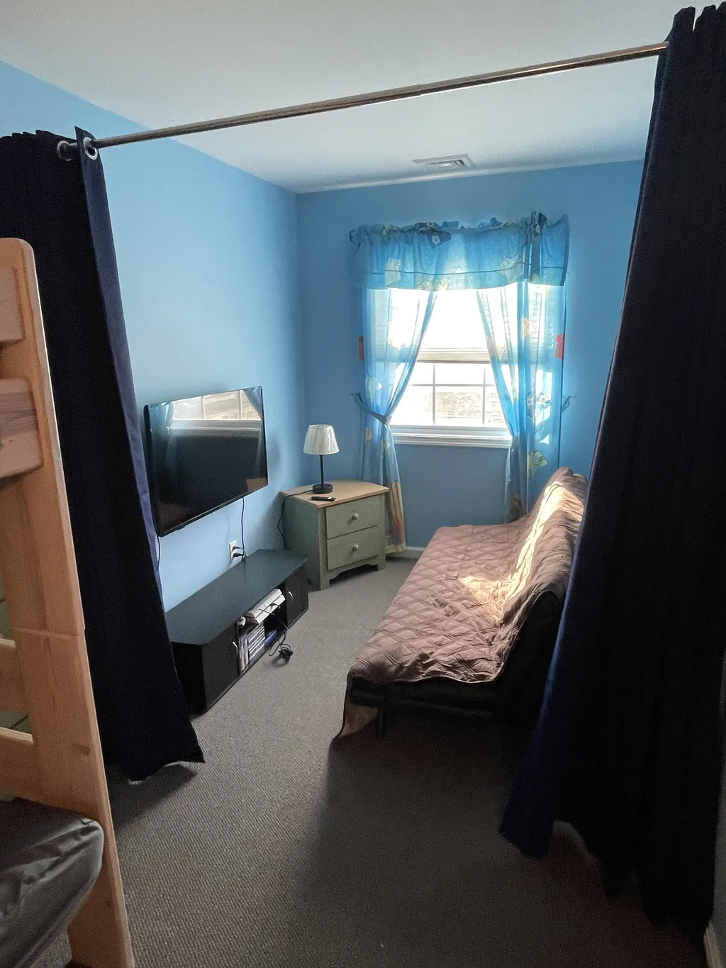 PS4 Game Room, 3rd floor