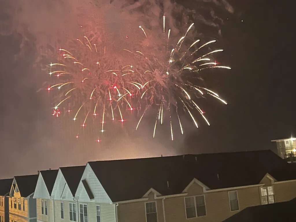 More fireworks from 3rd floor bedroom (in the closet area window)