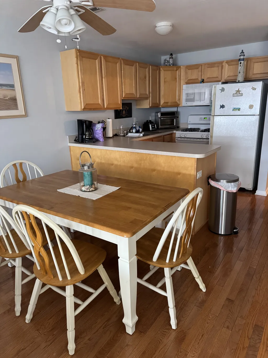 Kitchen open to dining table and LR 