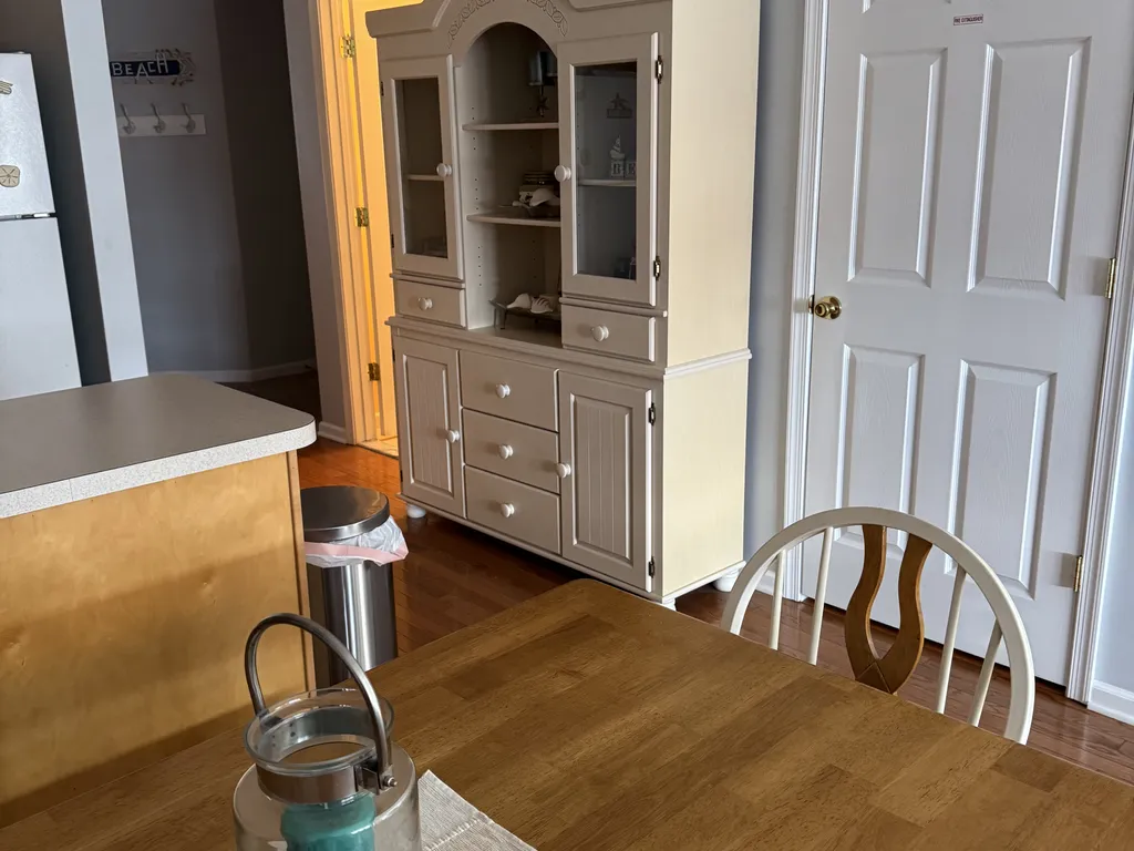 Washer/dryer in closet