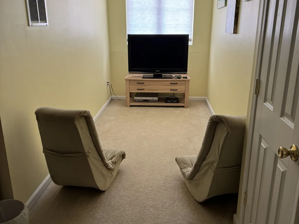 TV/Gaming Area in 4th Bedroom
