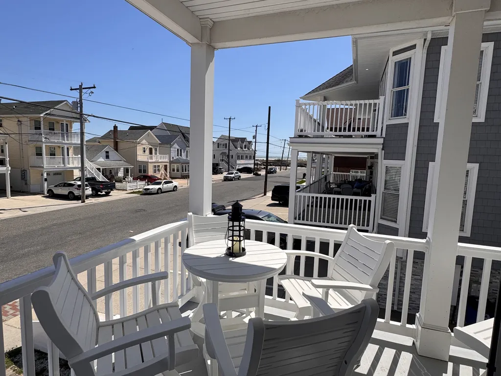 ...or sit on the swivel chairs on the veranda, just off the living room 