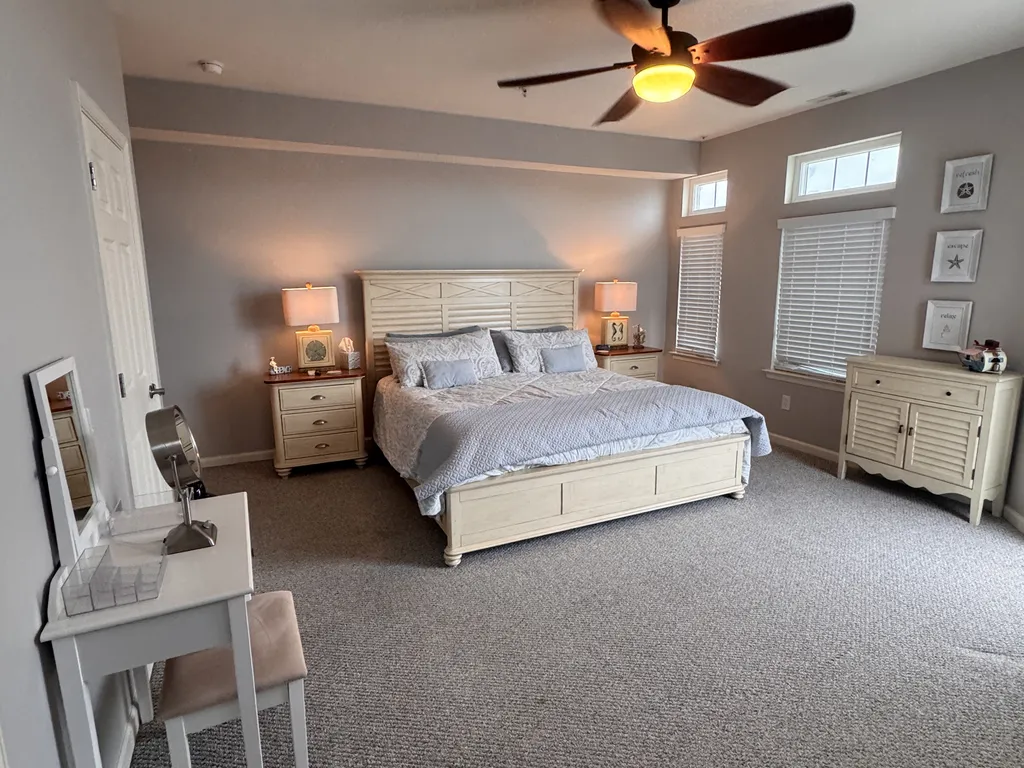 Master bedroom ensuite on upper level