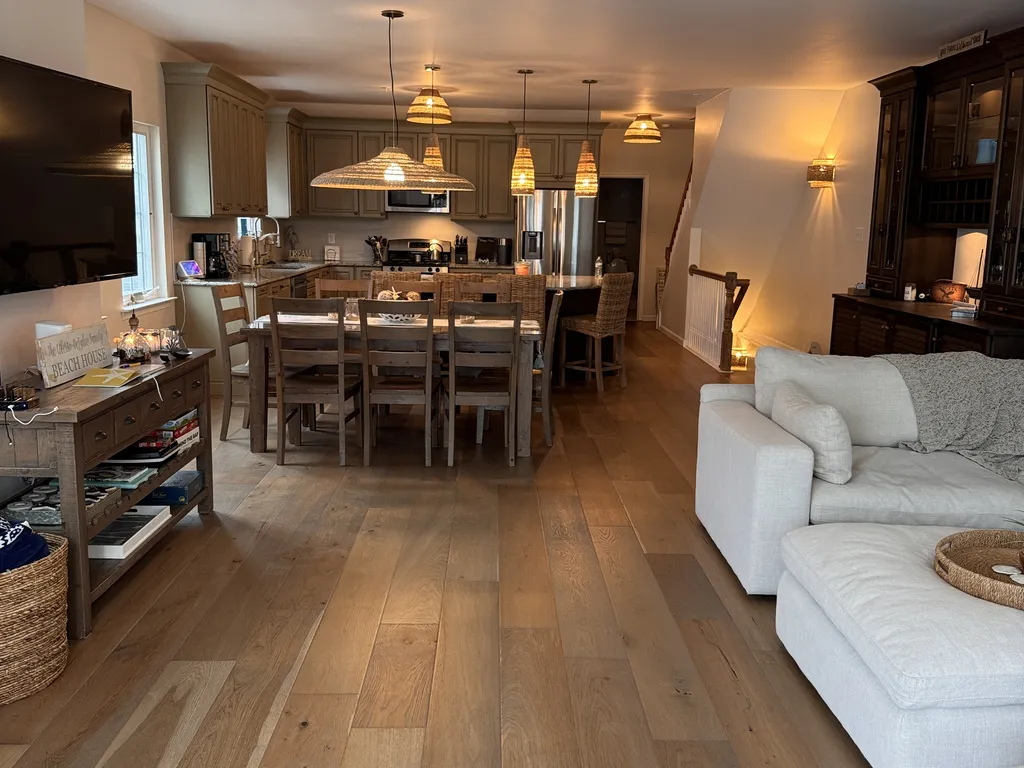 Great space for family gatherings and a round of charades!