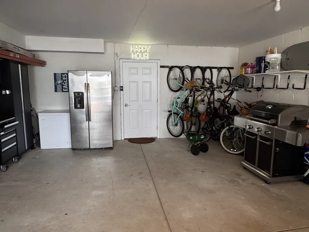 One car only in the garage