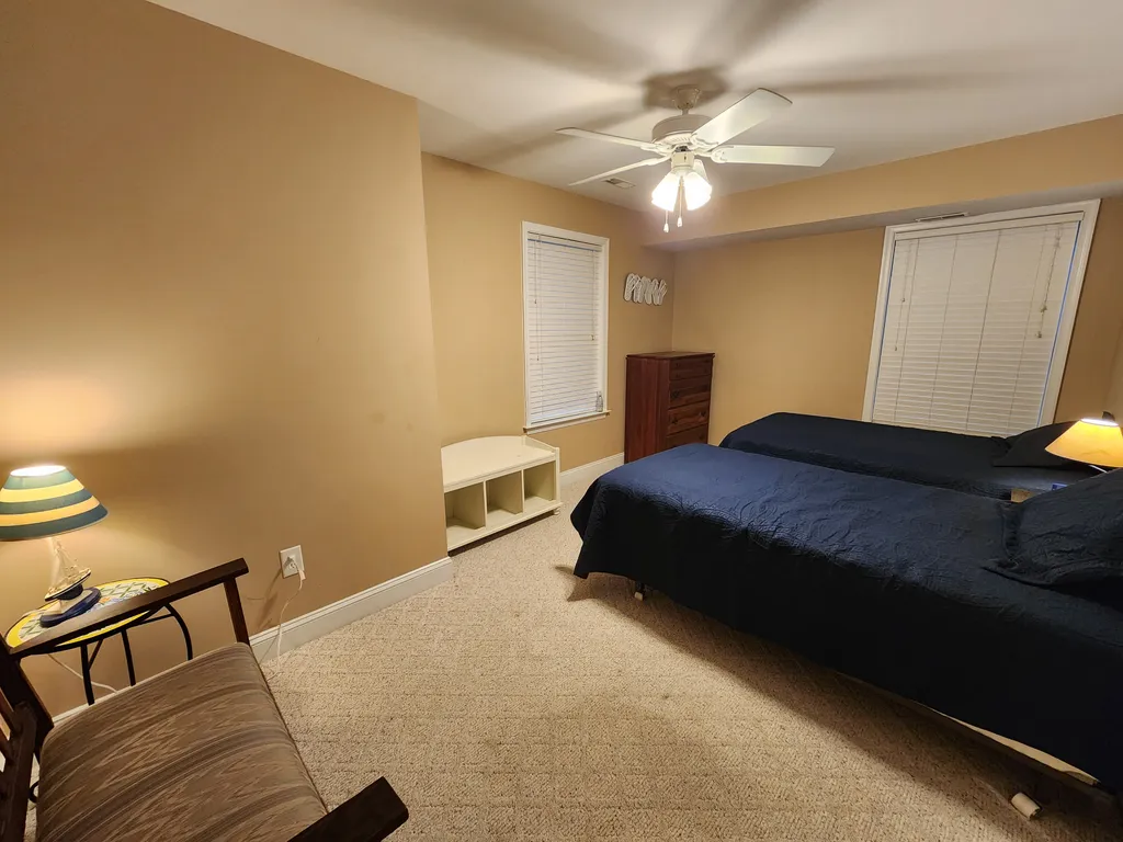 1st Floor- twin beds