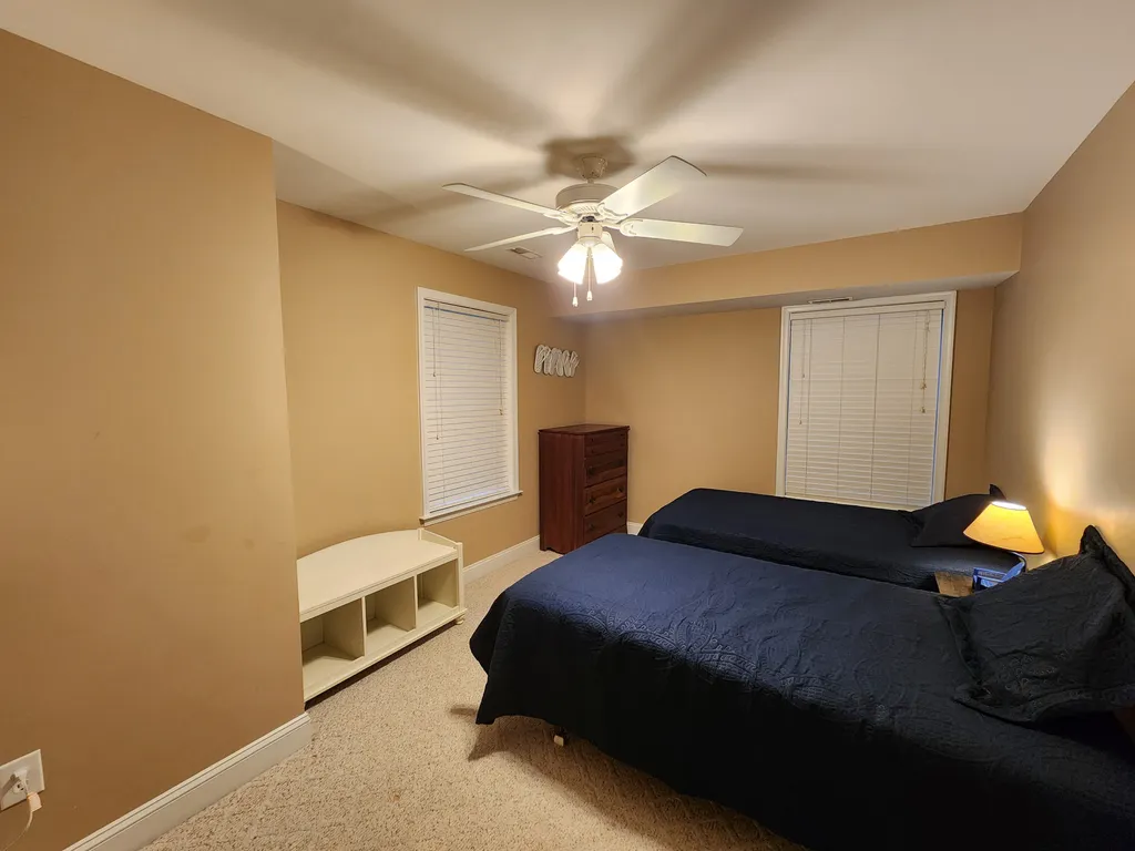 1st Floor- twin beds