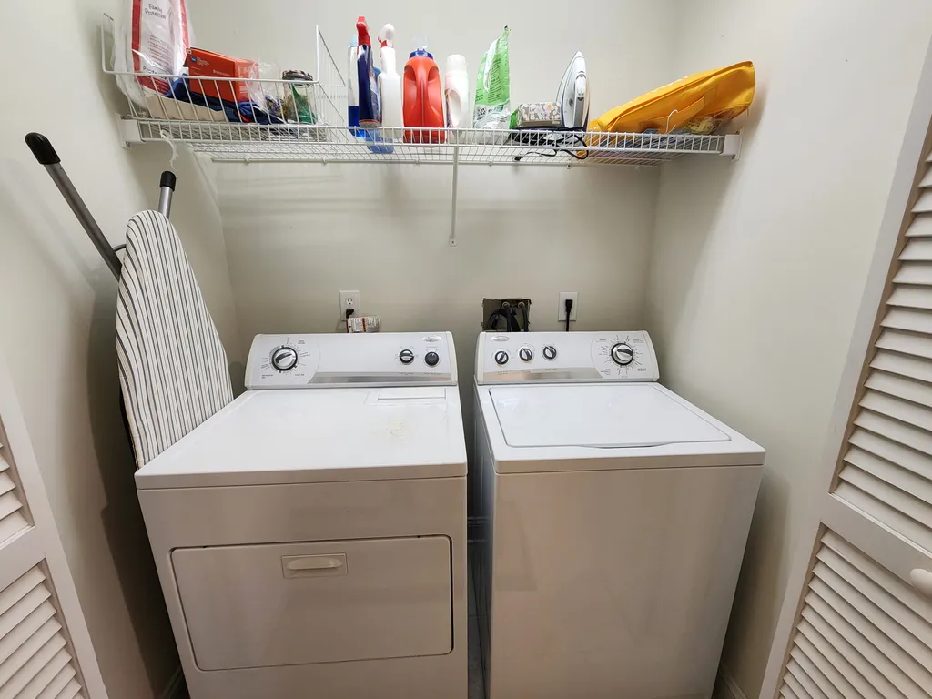 1st Floor Washer/Dryer