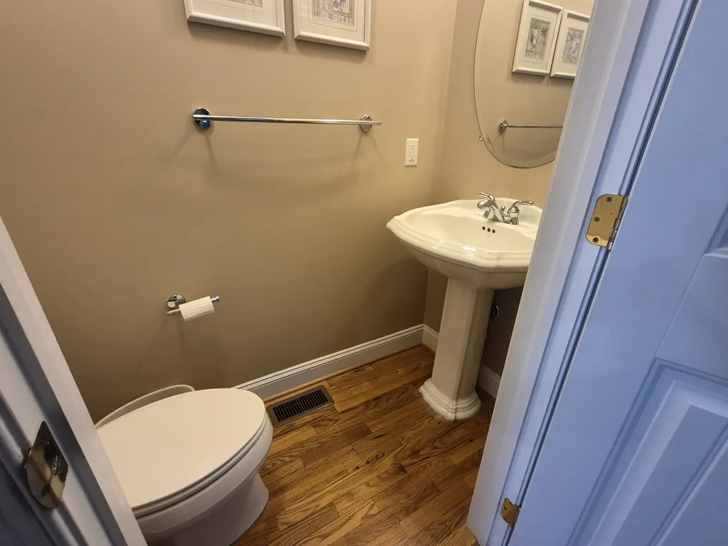 2nd Floor Powder Room