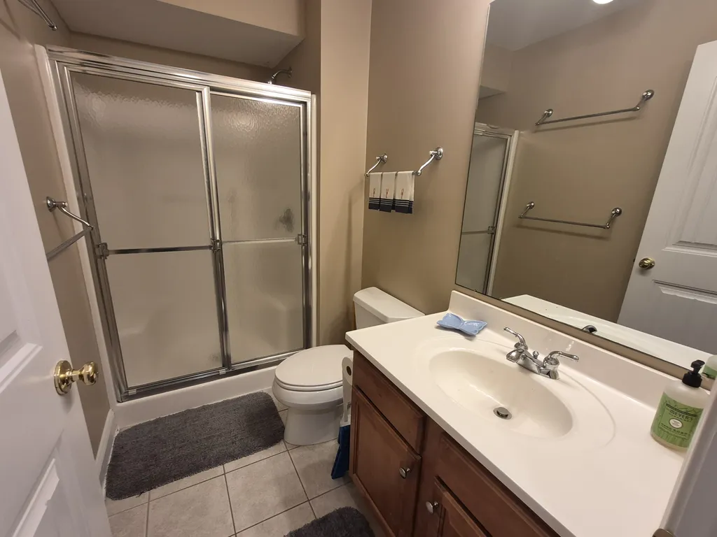 1st Floor Full bath