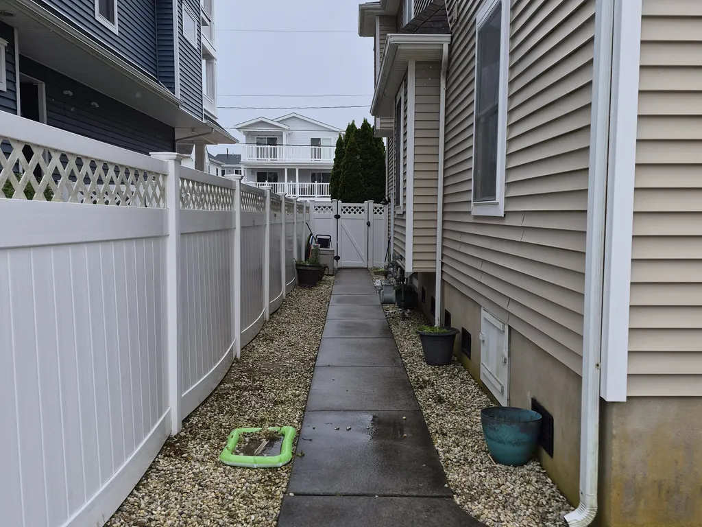 Side yard