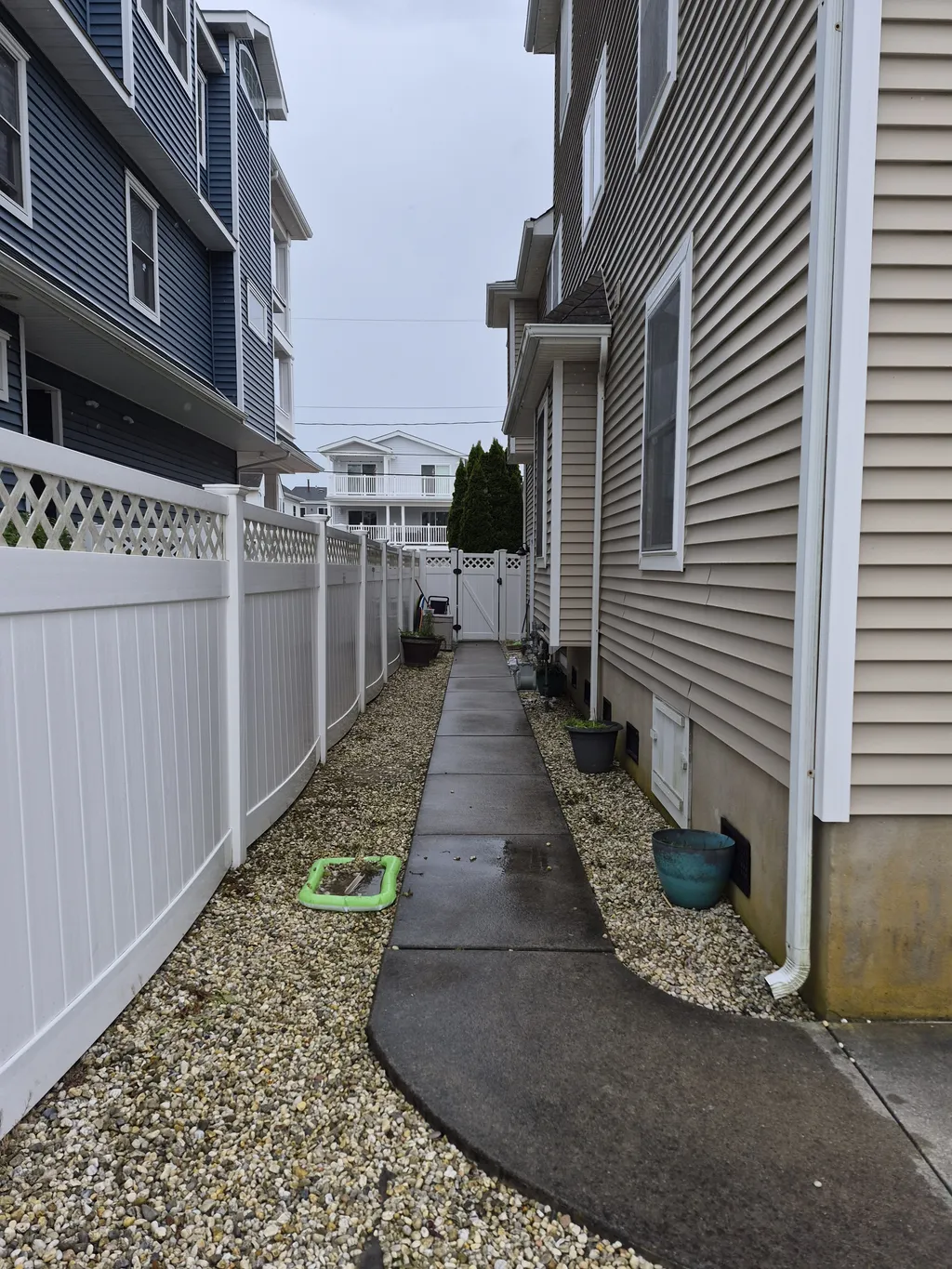 Side yard