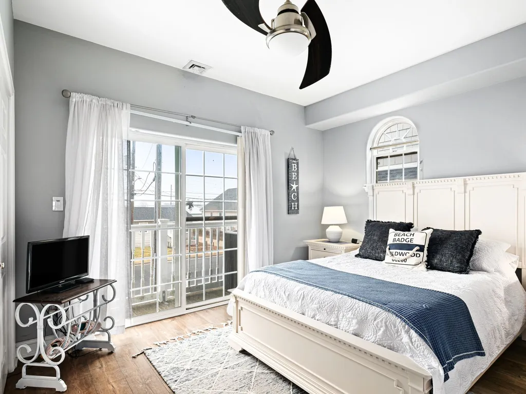 main floor bedroom 