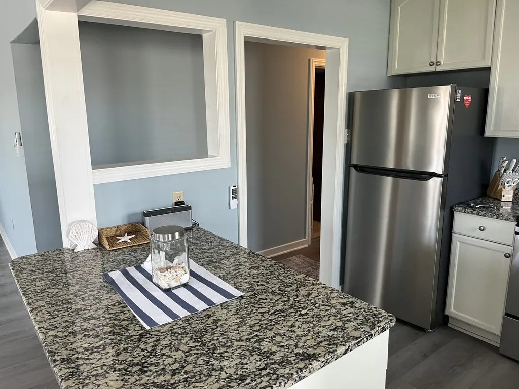 Kitchen Island