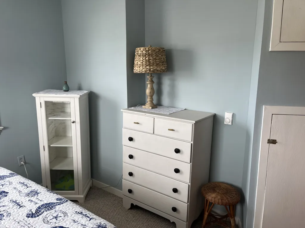 Queen bedroom #1