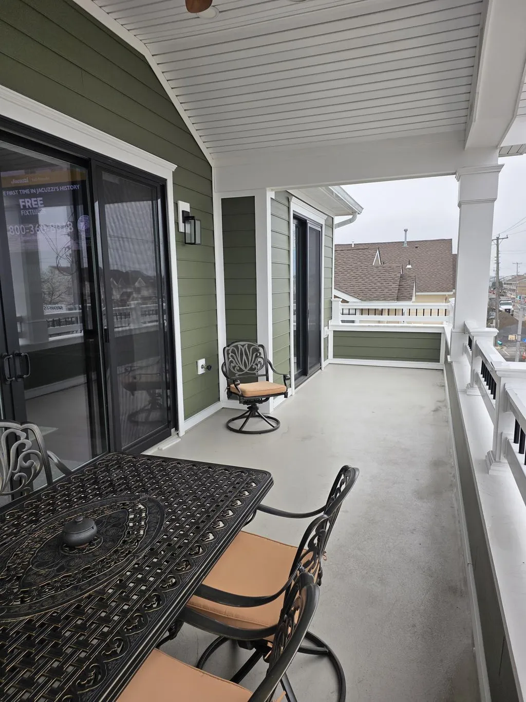3rd floor Deck