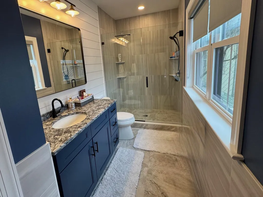 2nd floor full bath