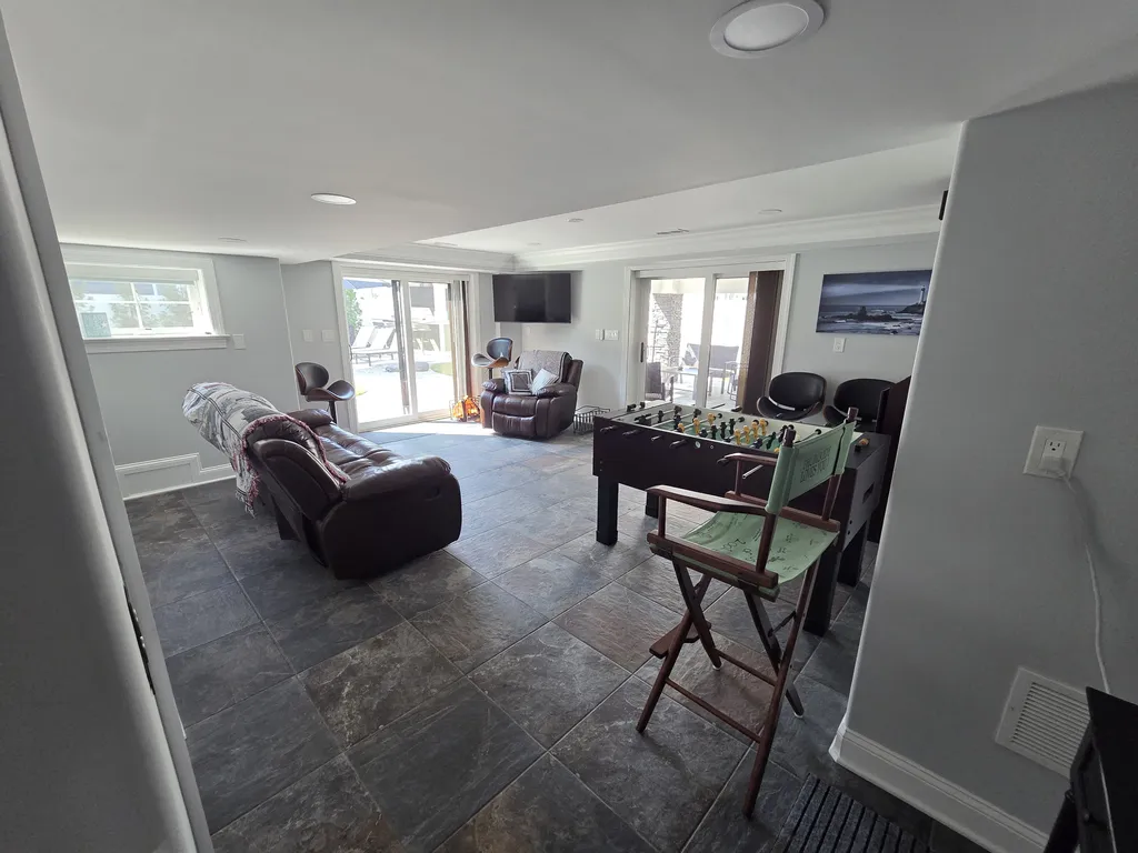 1st floor game room