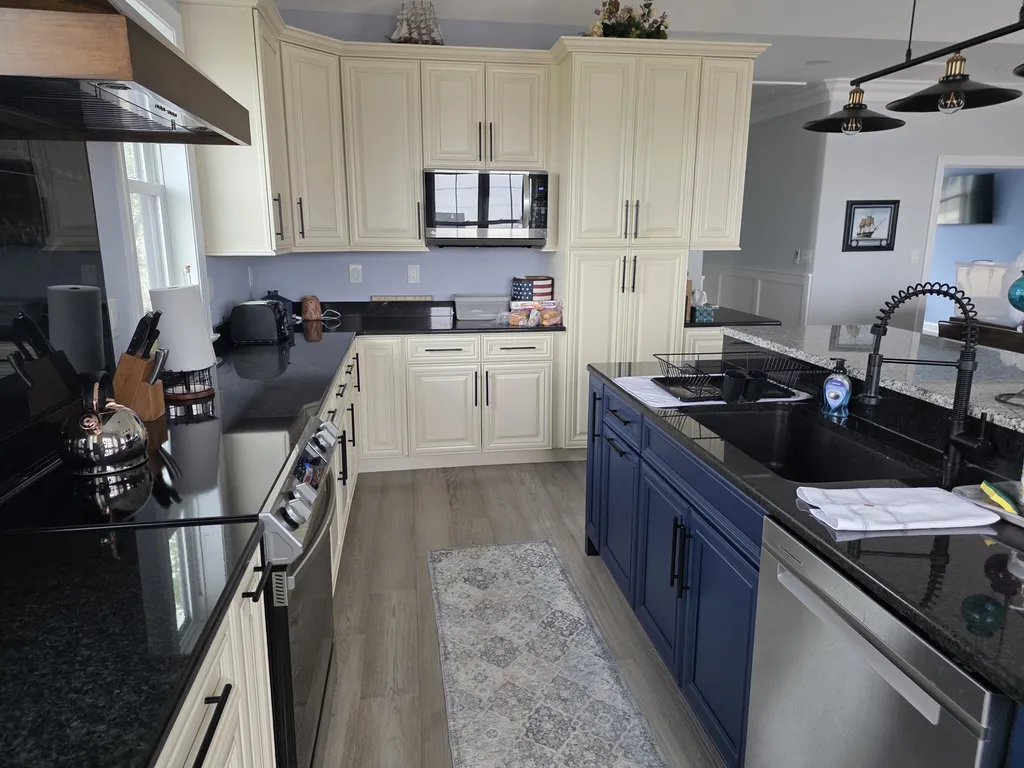 Kitchen 2