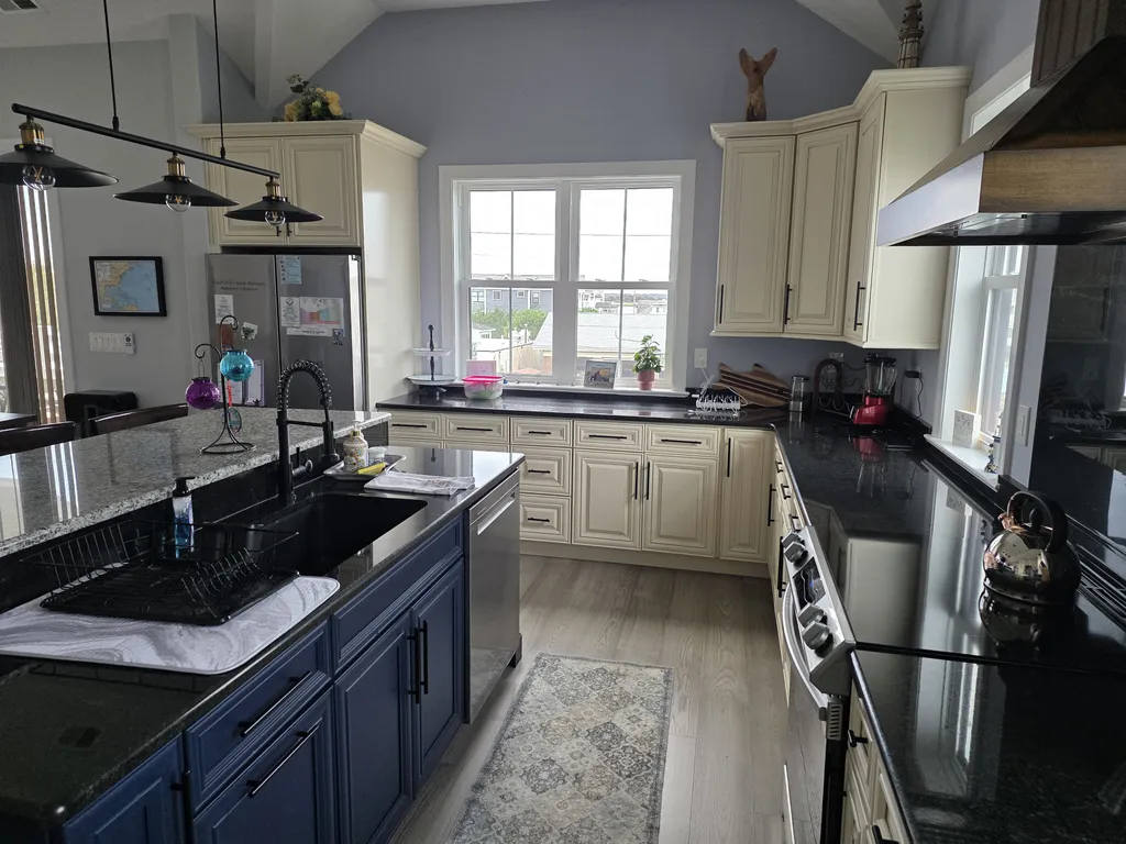 Kitchen 3