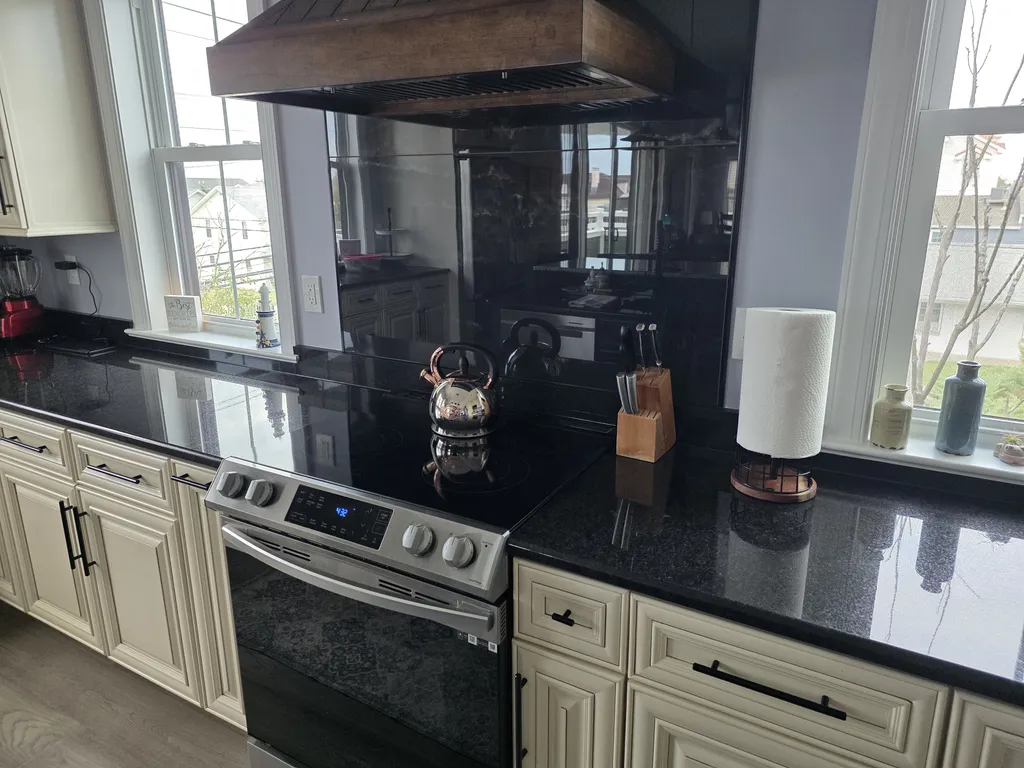 Kitchen 4