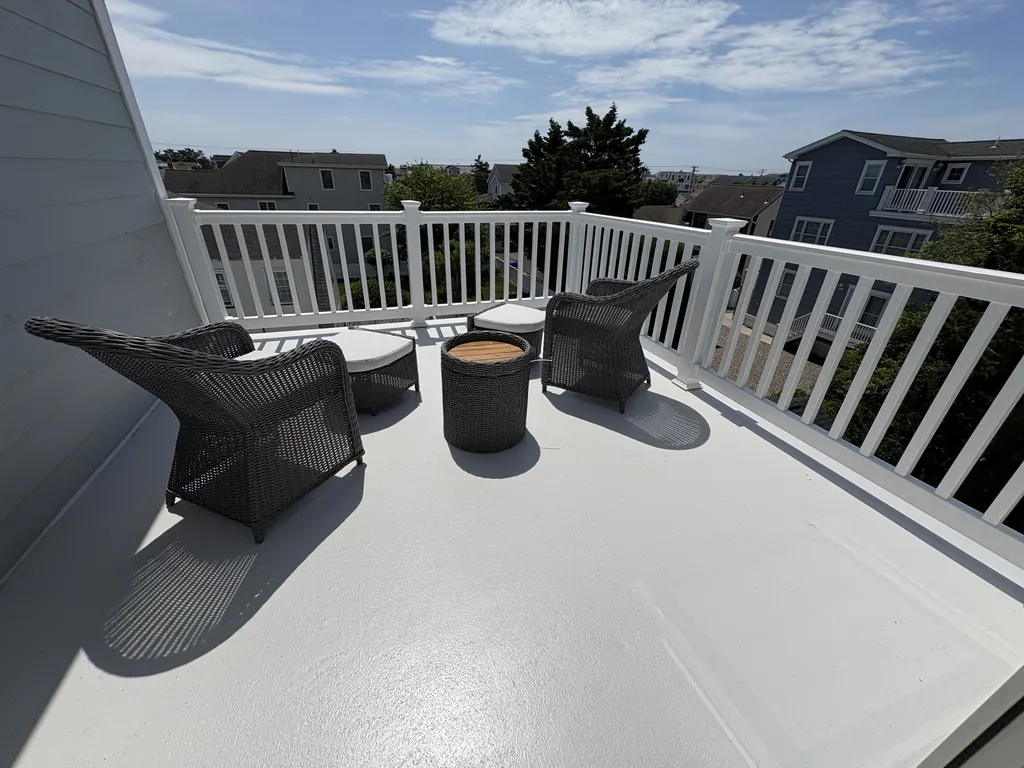Master deck 3rd floor