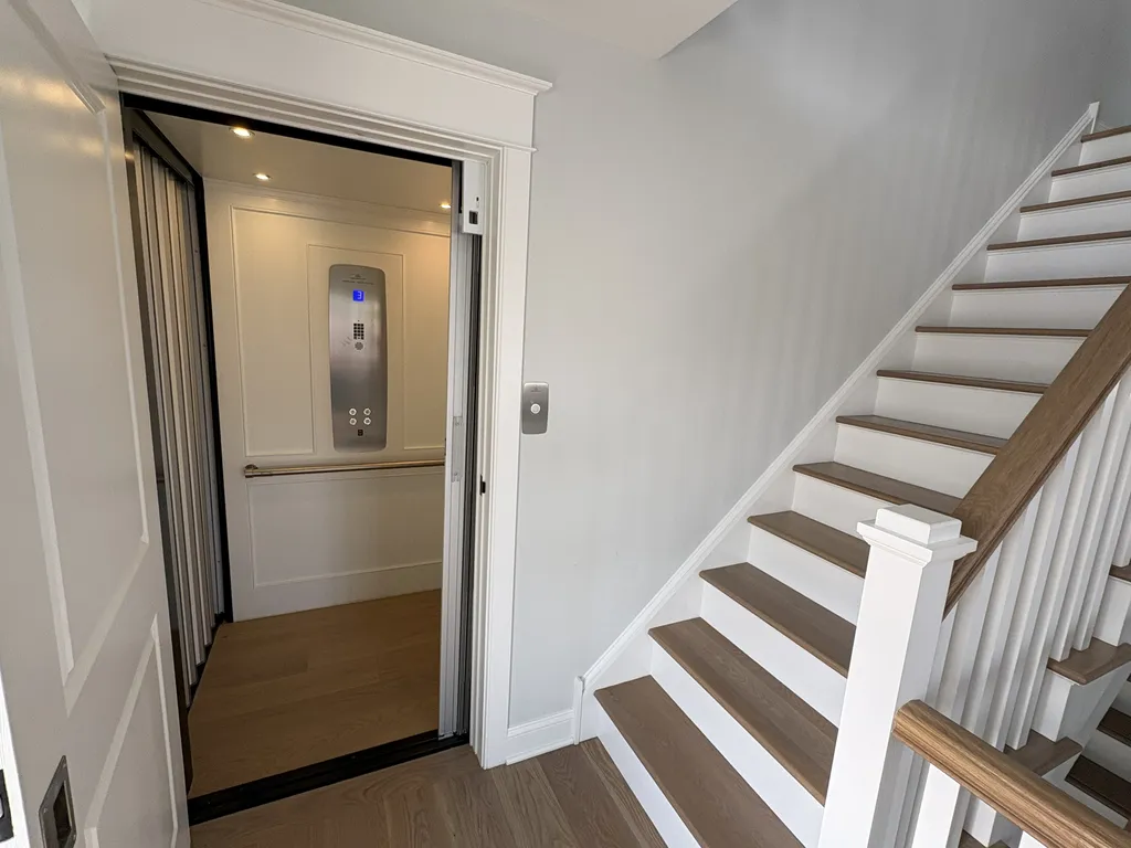 4 Stop Elevator with driveway access