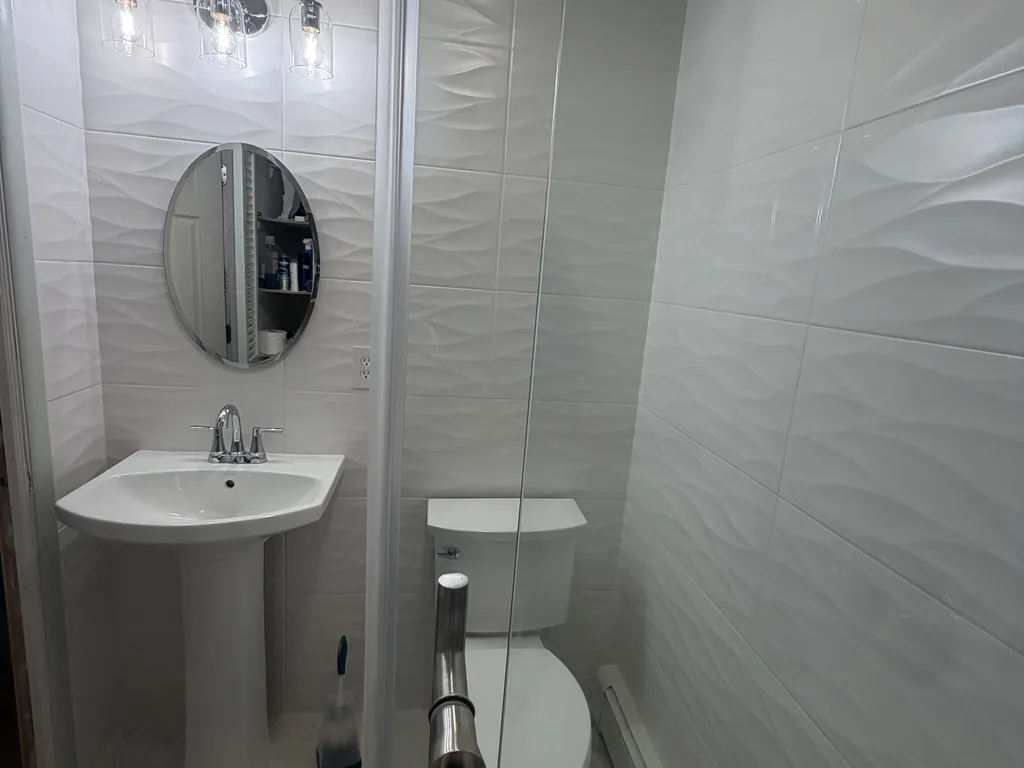 1st floor master bathroom bedroom 