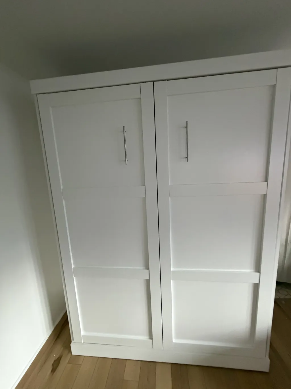New Queen Murphy bed in 2nd family room