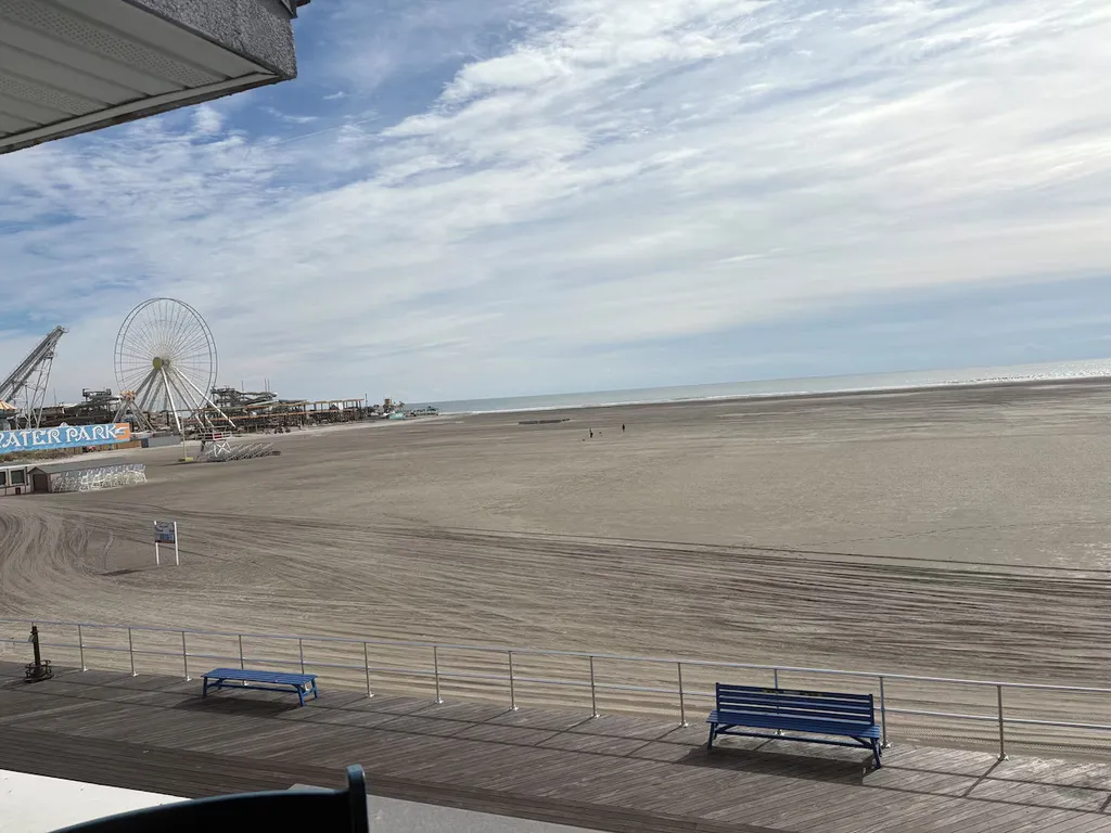 direct beach view