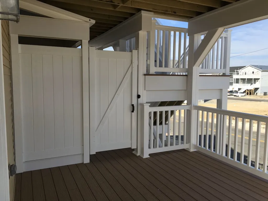 1FL deck