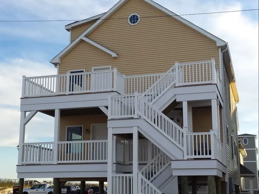 Deck side