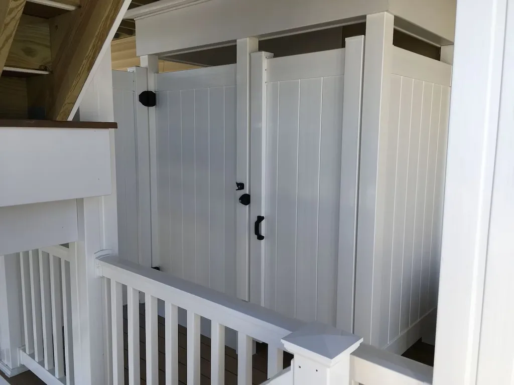 Outside shower