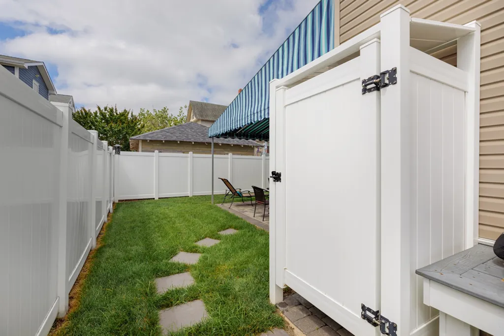 OUTSIDE COVERED SHOWER