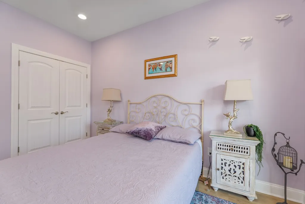 1ST FL. BDRM.