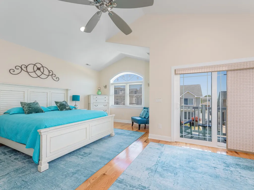2ND FL. MAIN BEDROOM WITH BALCONY AND FULL BATH WITH DUAL SHOWER HEADS