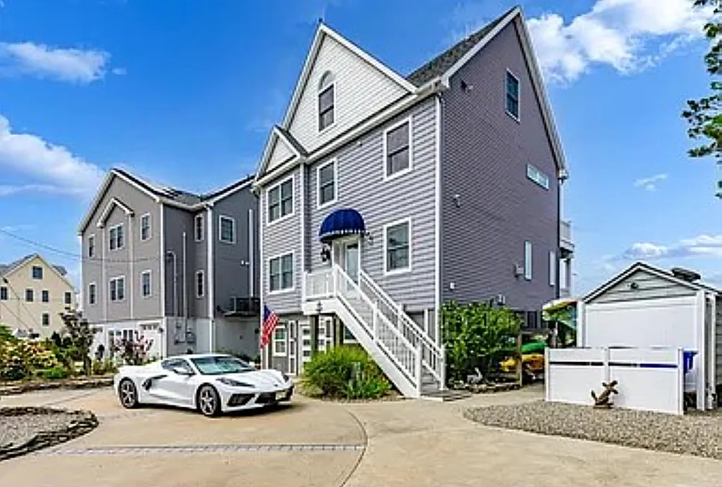 Front/Drive way