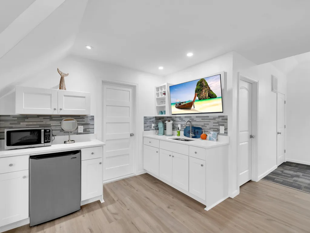 Penthouse ste. kitchenette 