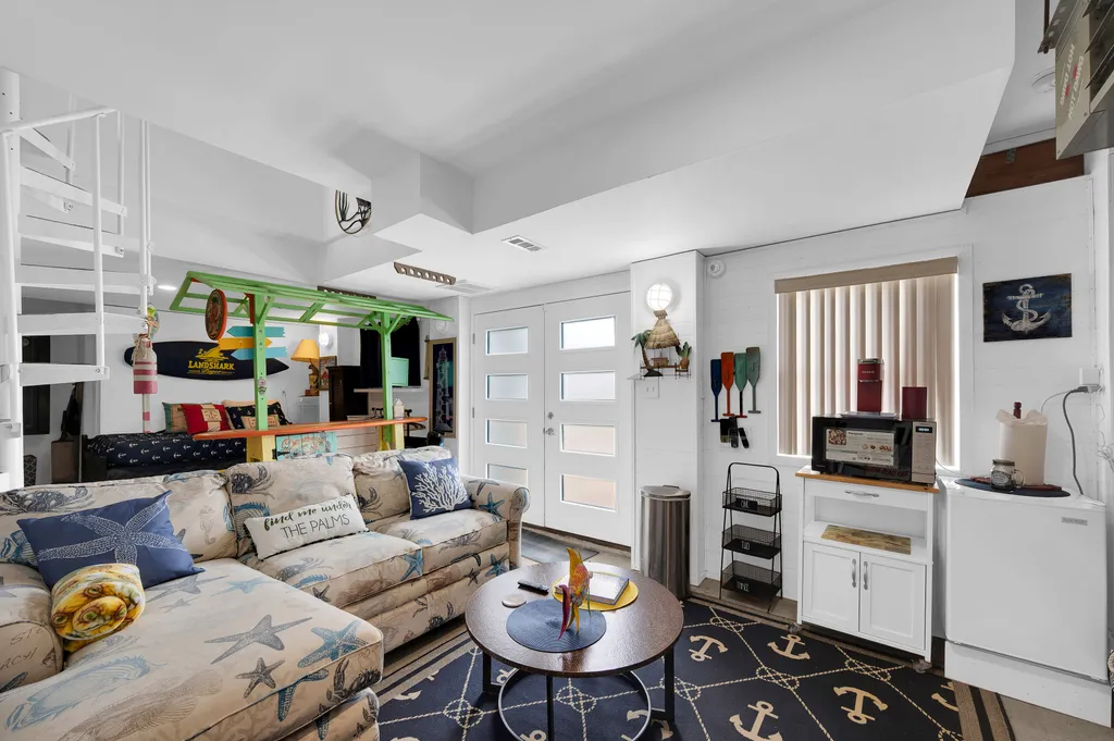 Margaritaville ste. living
