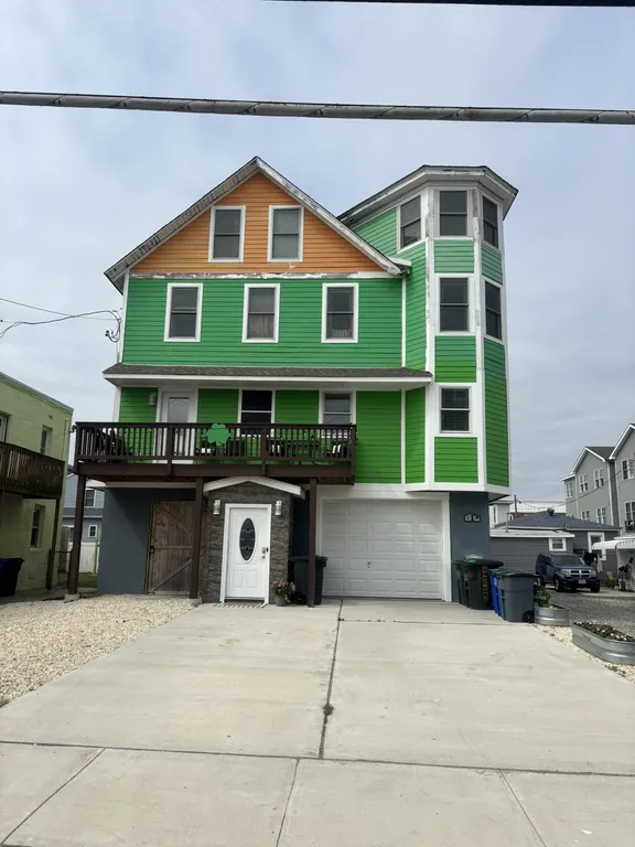 View from front- plenty of parking